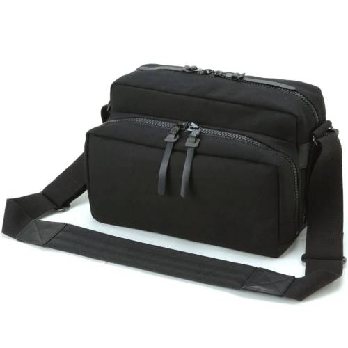 Artisan & Artist Canvas Shoulder Camera Bag