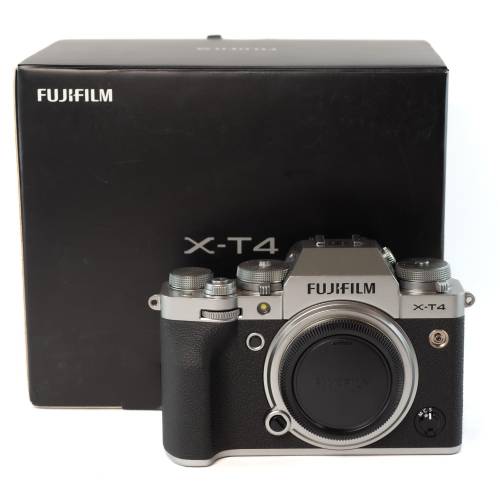 FUJIFILM X-T4, Appareils photo numériques