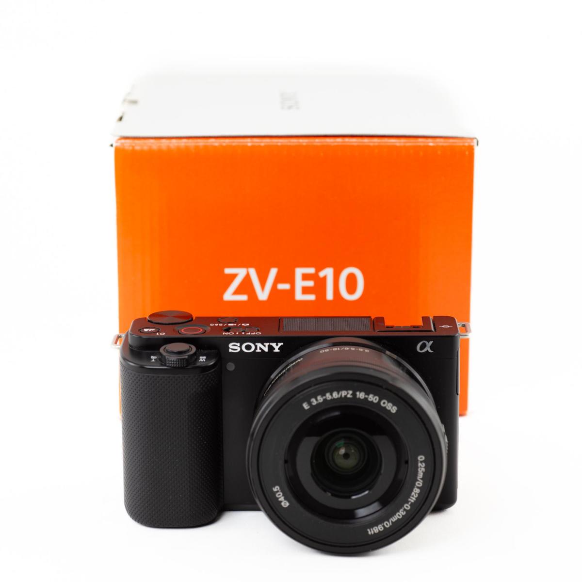 Sony ZV-E10 and PZ 16-50mm OSS *A*